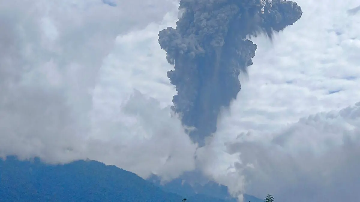 Erupción volcán Marapi